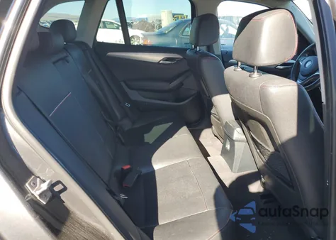 2015 BMW X1 Sdrive28I z USA, uszkodzony, nr VIN WBAVM1C54FVW58811